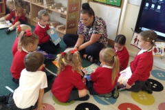 Reception Love Reading