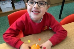 09-y1-christingle